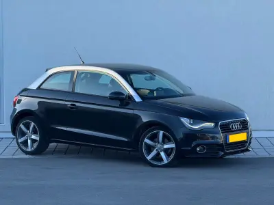 2011 Audi A1 - photo 2