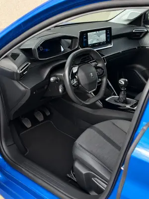 2022 Peugeot 208 - photo 5