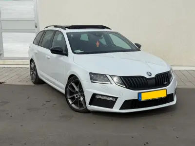2018 Skoda Octavia - photo 2